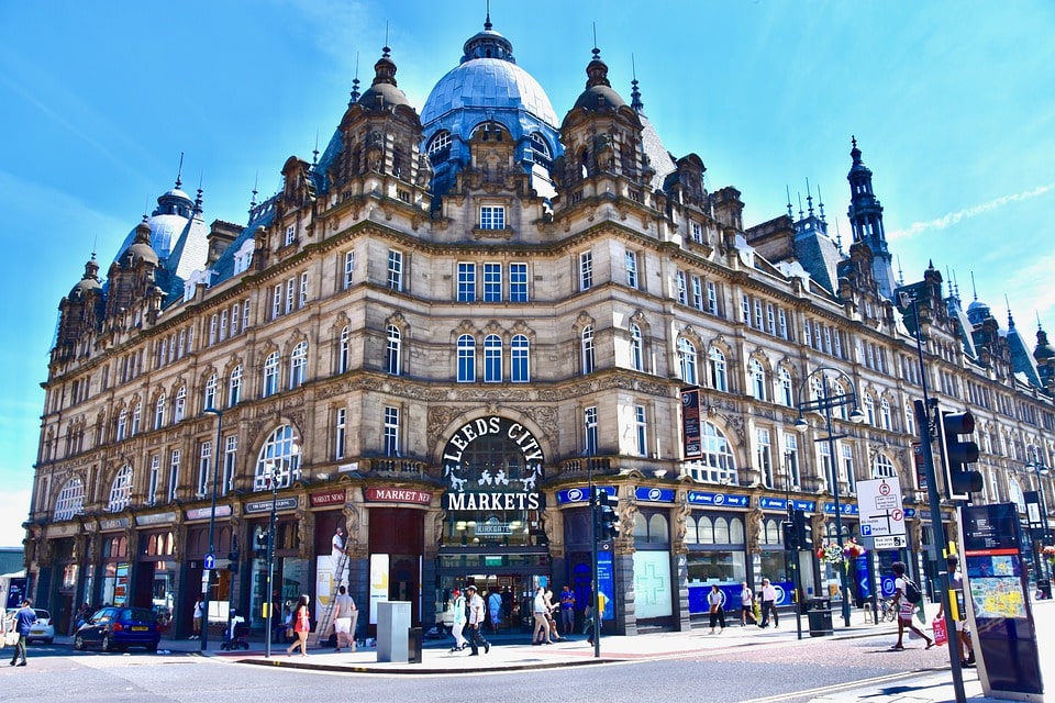 visit leeds shops