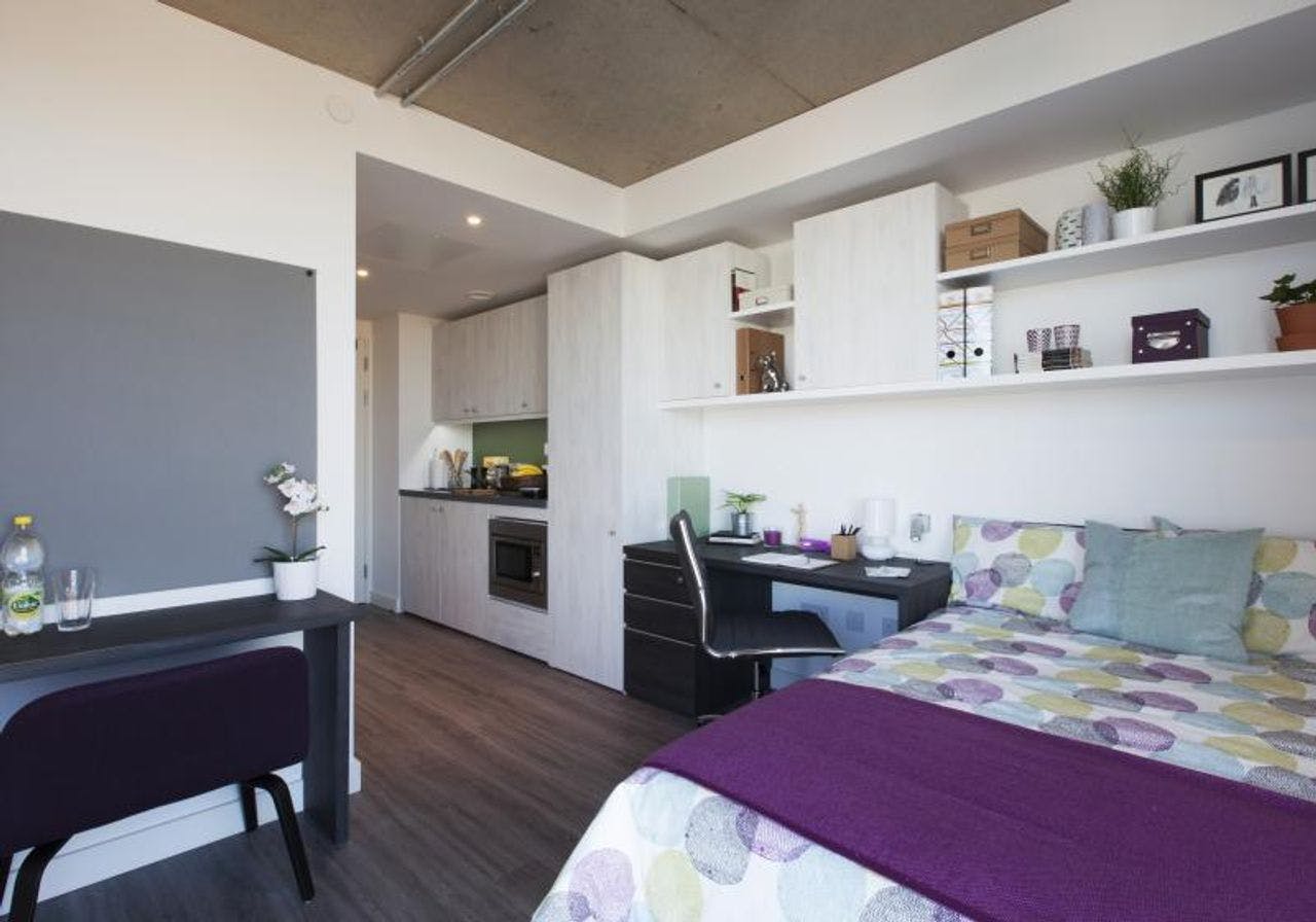 Modern Apartments Near London Metropolitan University for Small Space