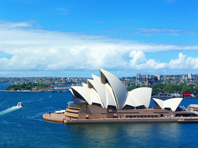 Top Accommodations You Can Find Around University of Technology Sydney