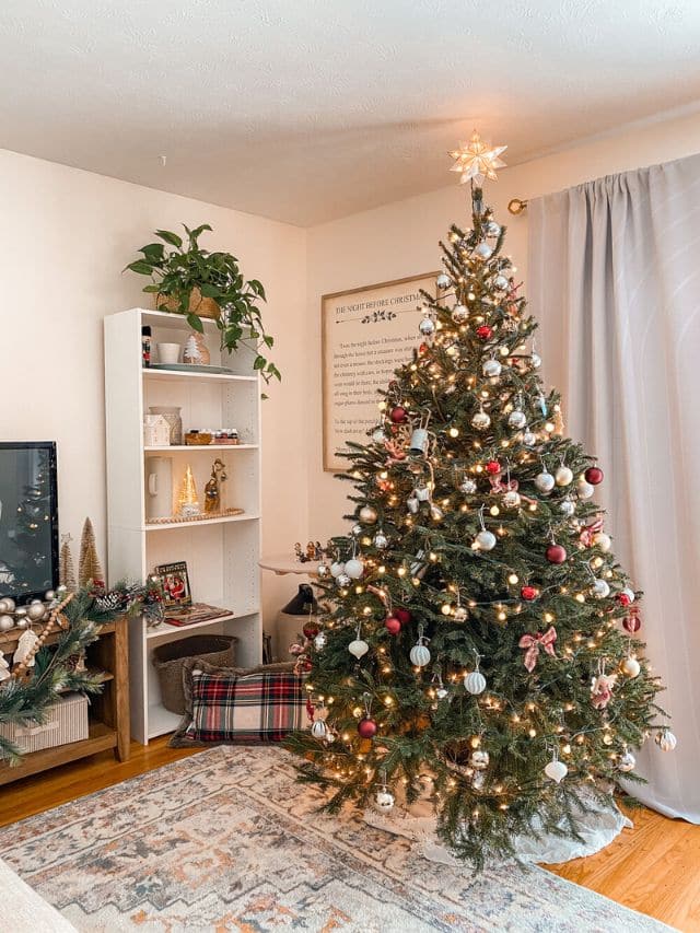 Top 5 Ways to Decorate Your Student Accommodation for Christmas